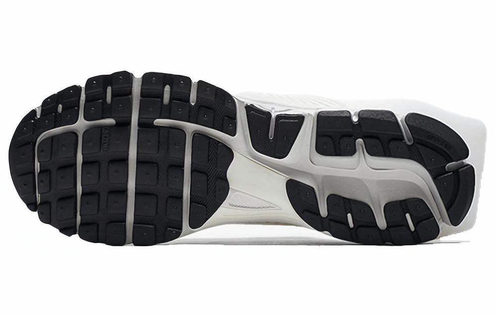 Кроссовки A-Cold-Wall* X Nike Zoom Vomero +5 Acw