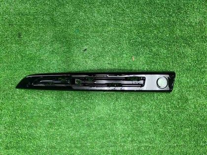 Накладка решетки Range Rover Sport 3 L461 (22-нв)