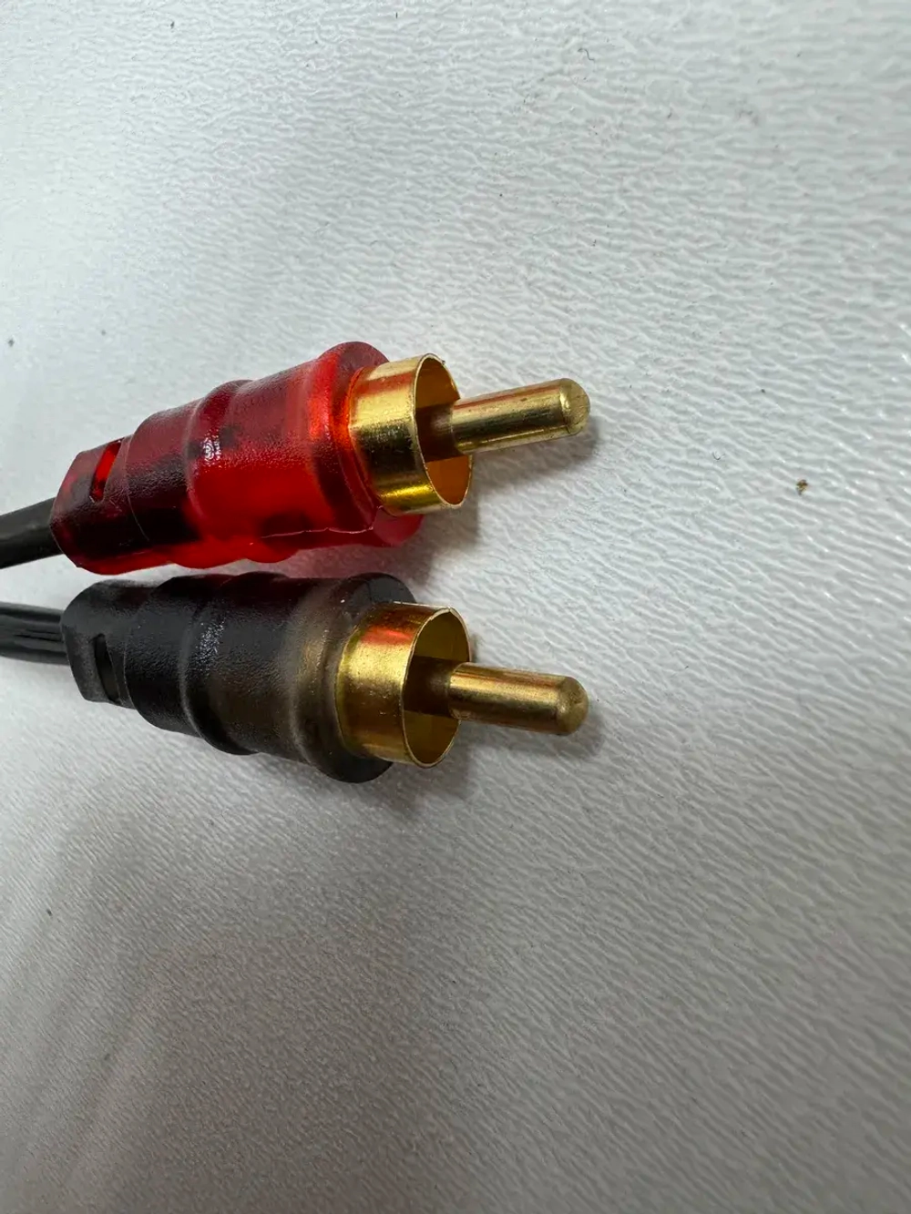 Y-разветвитель Auto Puma AP 1F2M RCA, медь, 0.3 м