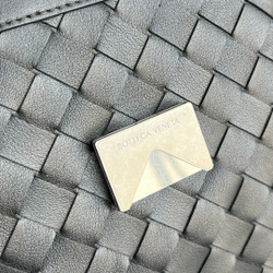 Bottega Veneta Medium Andiamo Messenger 37 cm