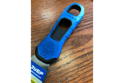 Шпатель с профилированным нержавеющим полотном и 2к ручкой 60мм Зубр ПРОФЕССИОНАЛ 10049-06_z03