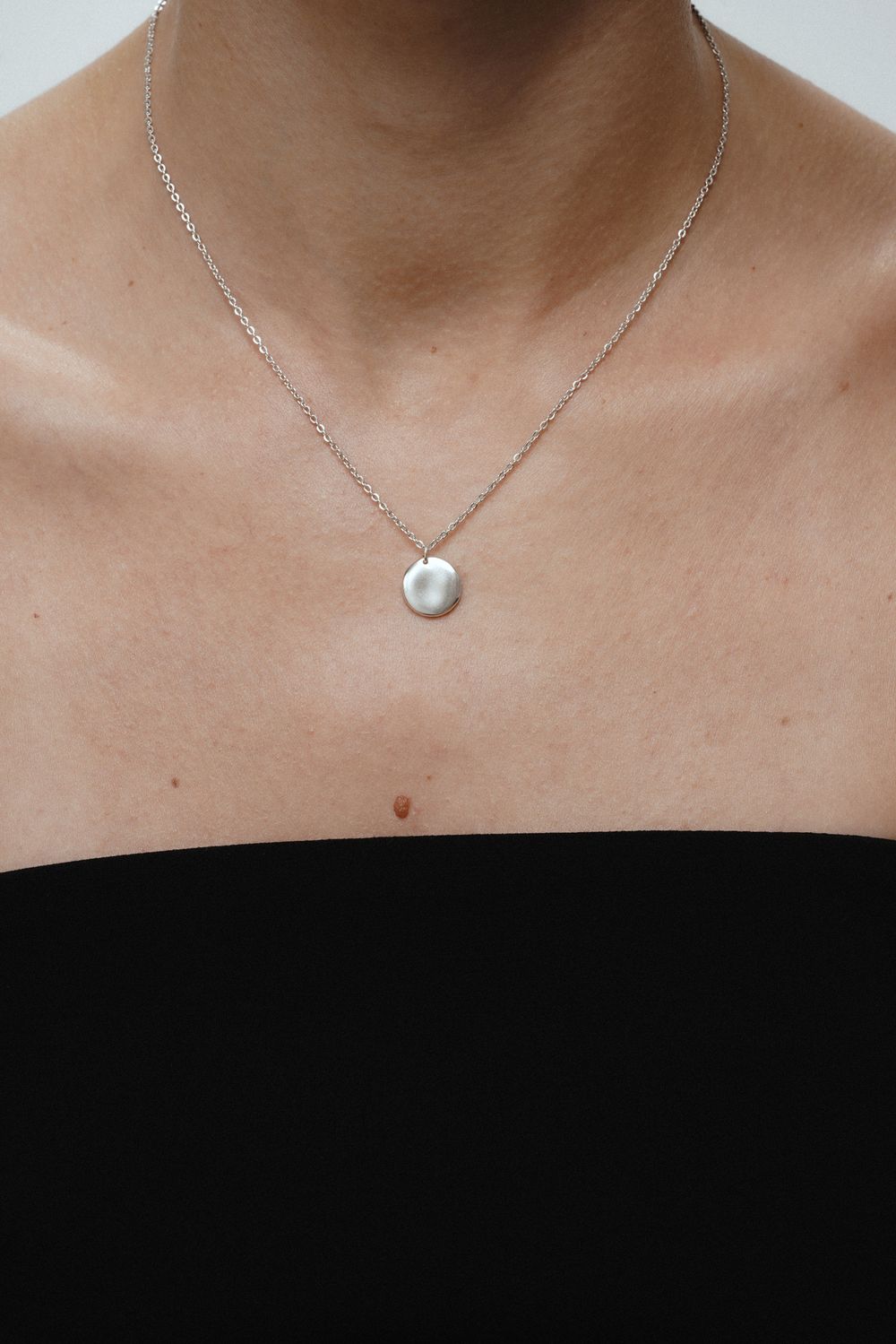 Медальон Гладкий