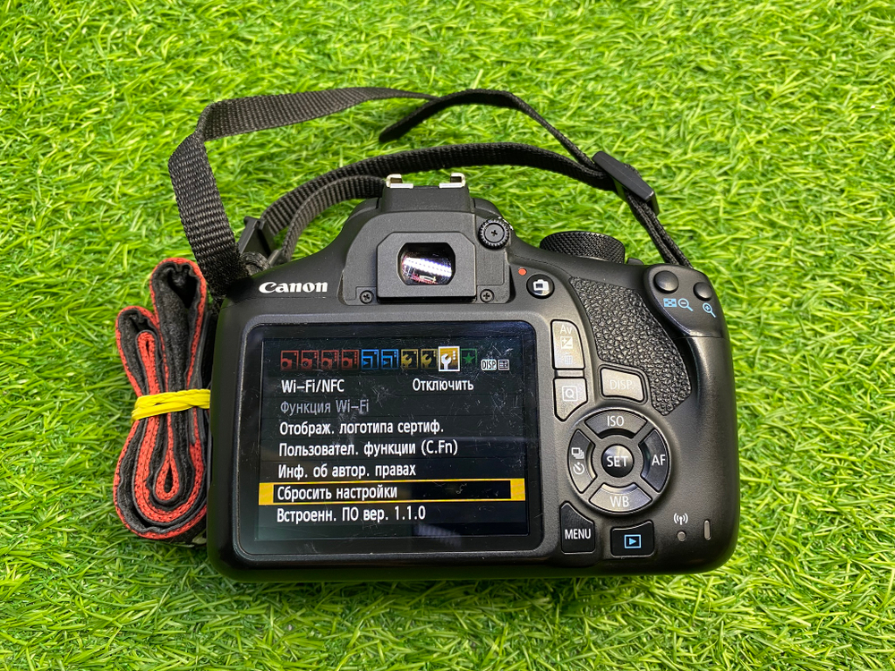 Canon 1300D Kit 18-55mm Покупка/Продажа
