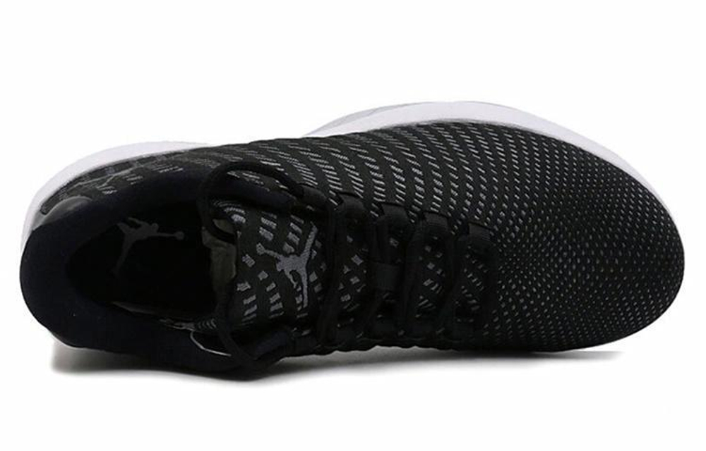 Кроссовки Jordan B. Fly