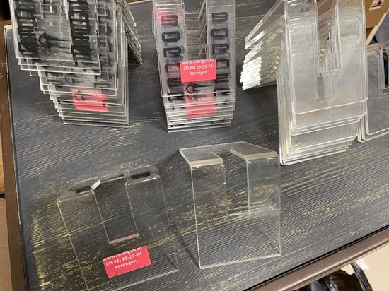 Подставка под пистолет в подарок!