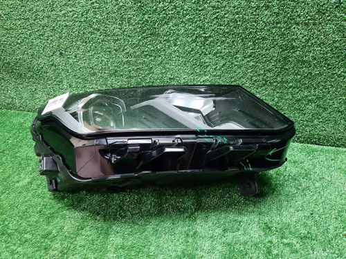 Фара правая Geely Coolray (2019-2023) LED
