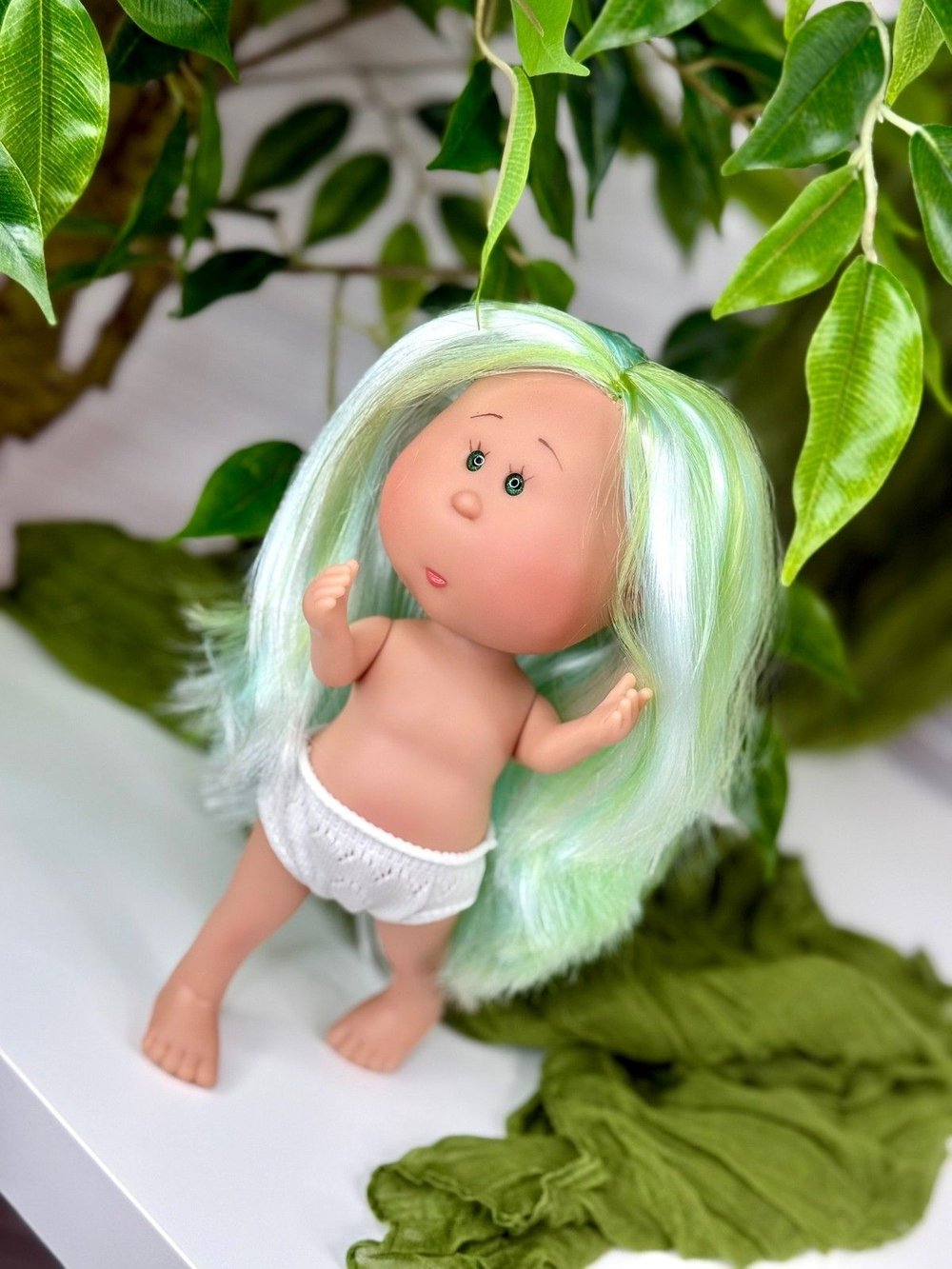 Кукла Nines виниловая 23см Little Mia без одежды (3199W31)