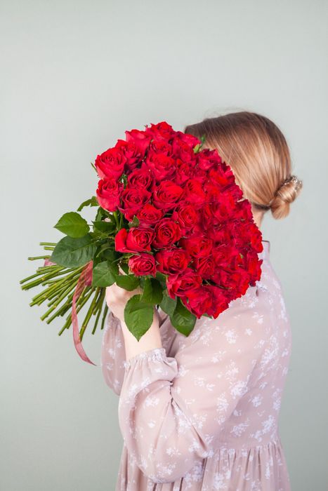 Букет роз Мадам Рэд 40см (под ленту)*