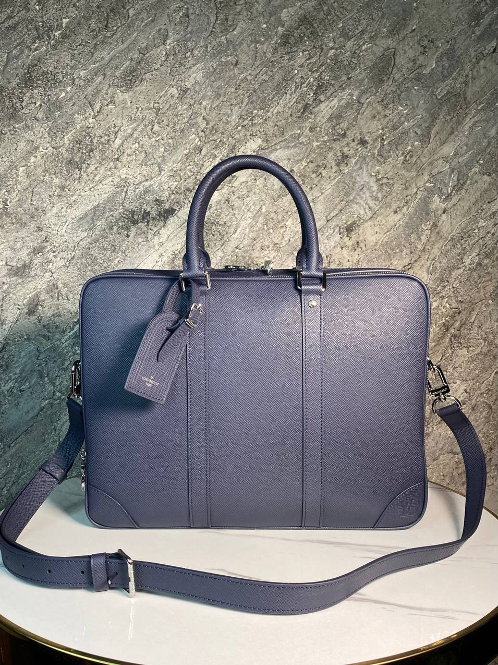 Портфель Louis Vuitton