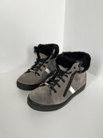 Ботинки новые Dior, 33