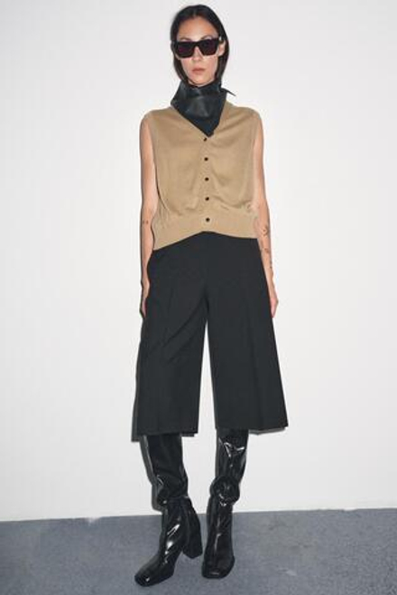 ZARA ОДНОТОННЫЙ ТРИКОТАЖНЫЙ ТОП-ЖИЛЕТ, РЫЖЕВАТО-КОРИЧНЕВЫЙ