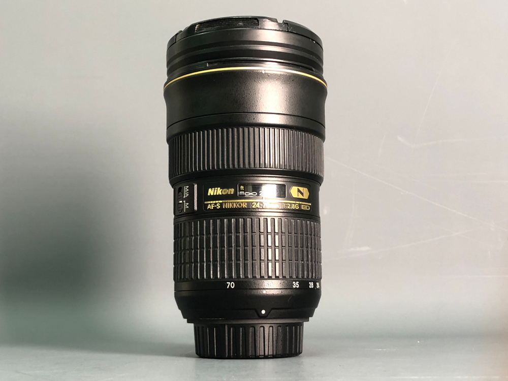 Объектив Nikon 24-70mm 2.8G ED заедает зум