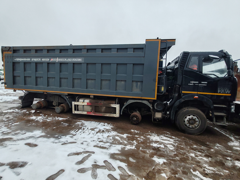 FAW J6 8x4 Самосвал CA3310P66K24T4E5 (Дизельный, 11,1 л, 420 л.с., МТ)
