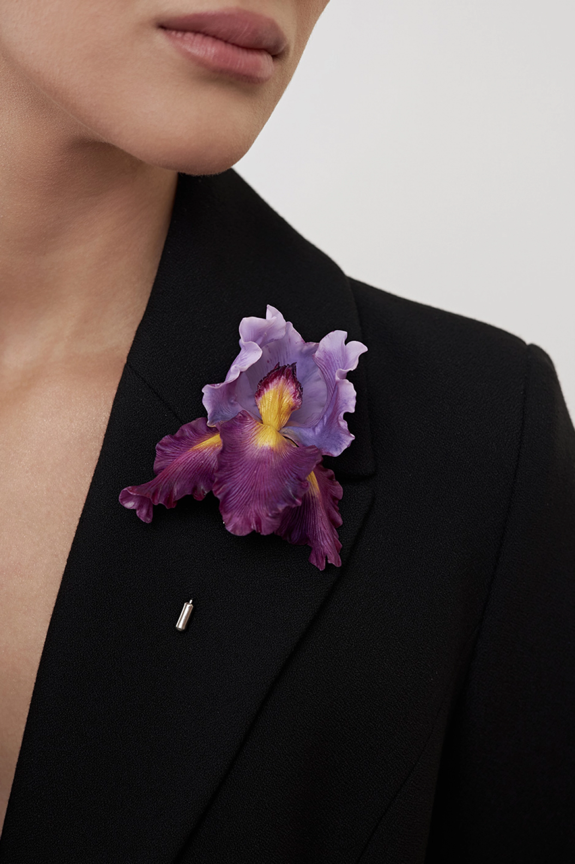 Брошь Ирис, лиловый