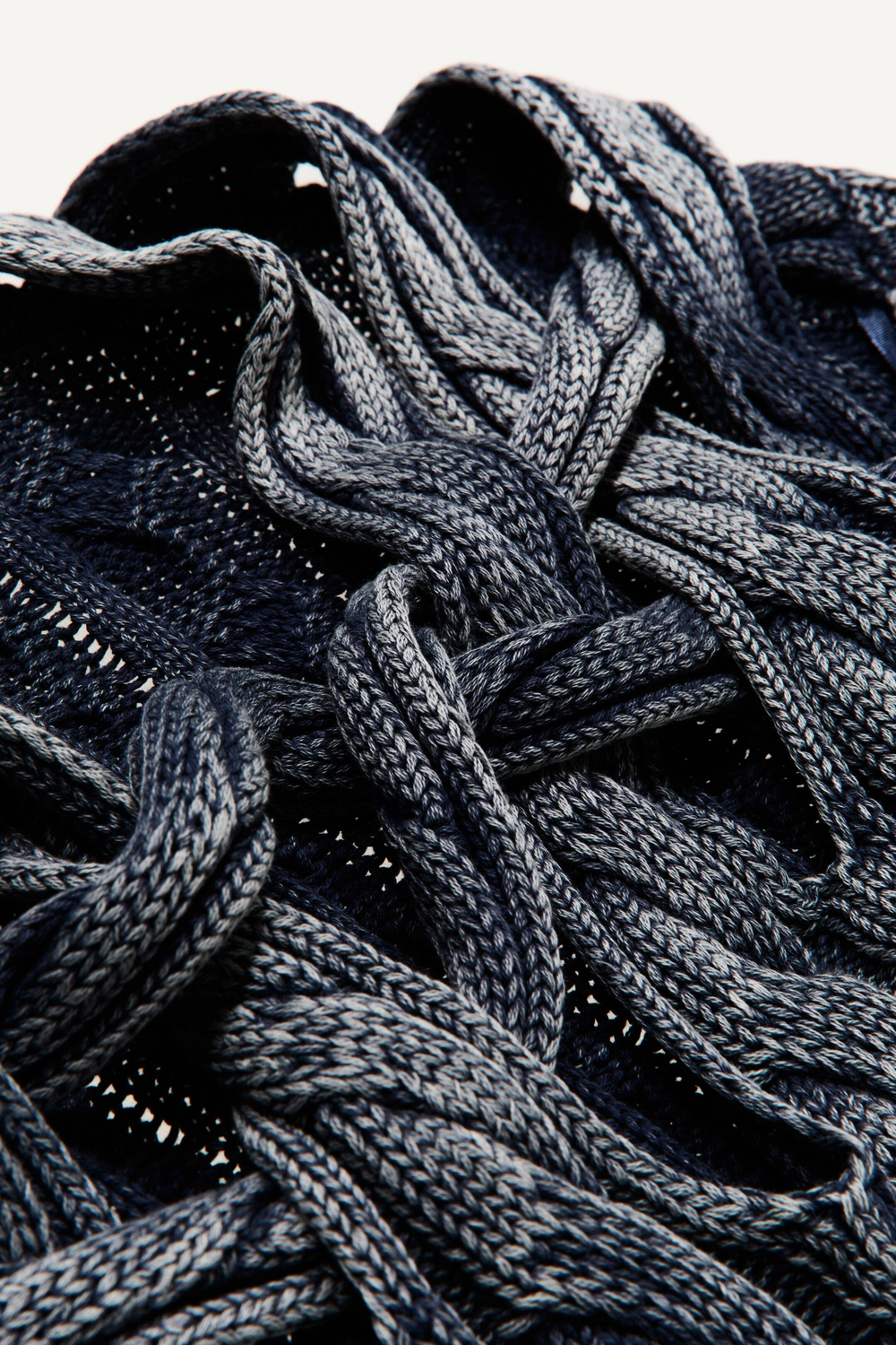 H&M - Glenn Martens Свитер с ажурной вязкой, синий