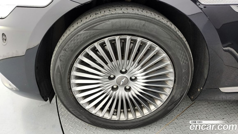 Genesis G90 3.8 AWD (05.2020)