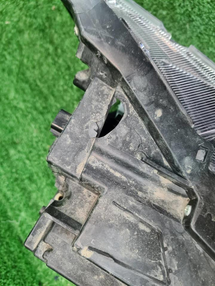 Битая Фара левая Haval F7 (2018-2024) LED