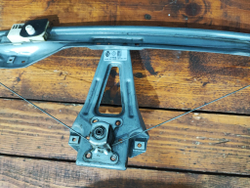 Стеклоподъемник задний правый мех. Renault Clio 3 05-14 Б/У Оригинал 8200291155