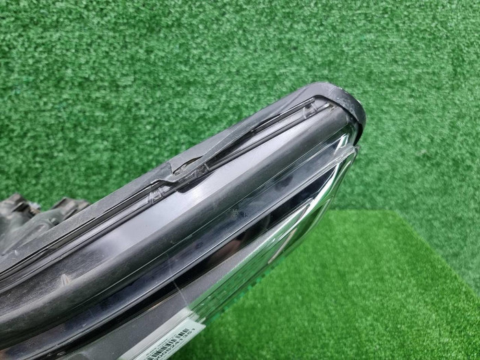 Фара левая Subaru Forester 5 SK (2021-н.в.) LED