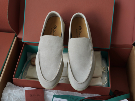 Классические замшевые мокасины