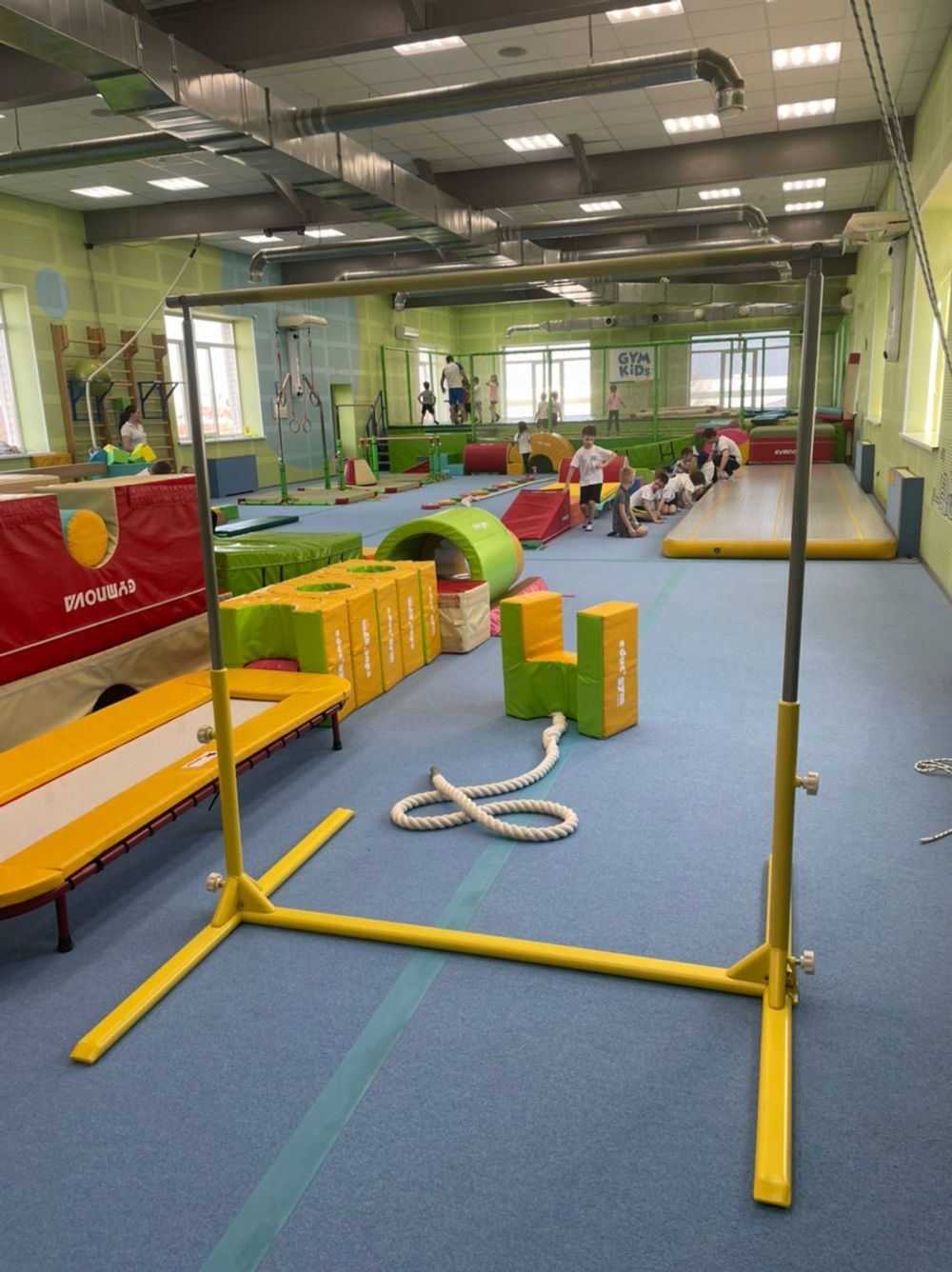 Перекладина гимнастическая - детская - вид фронтальный