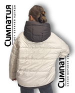 Комбинированная куртка сливочного цвета с кофейным капюшоном