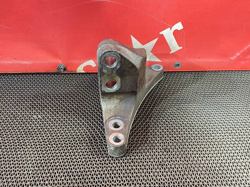 Кронштейн двигателя задний правый