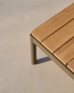 Журнальный столик Sorells из зеленого алюминия и тикового дерева 63 x 144,6 см