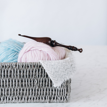 Деревянный крючок для вязания из древесины кедра 4 мм. K243