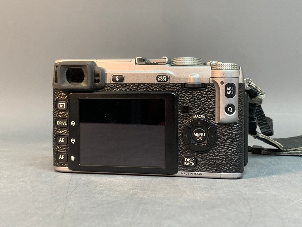 Fujifilm X-E1 body