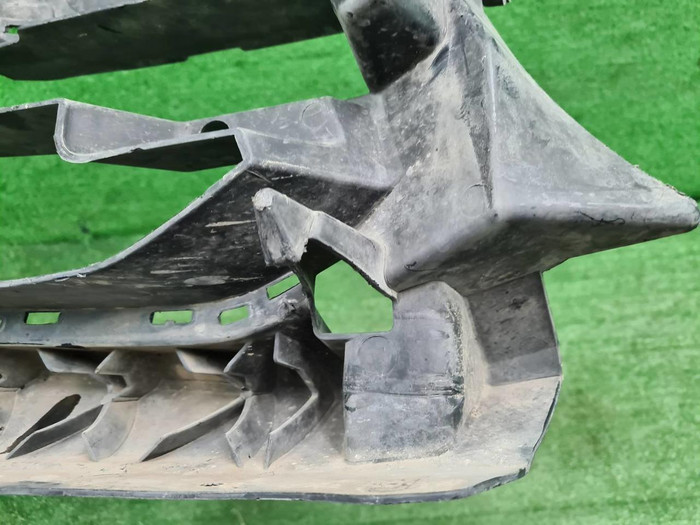 Кронштейн ПТФ левый BMW 5er G30 (17-20) M-paket