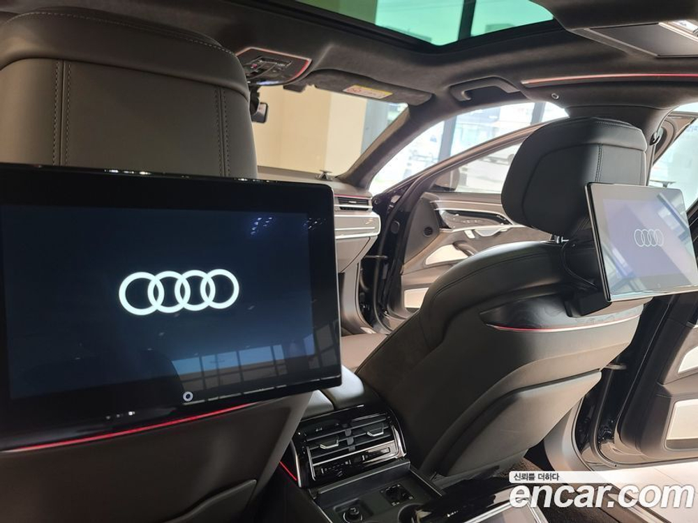 Audi A8 (D5) 60 TFSI Quattro LWB (04.2021)