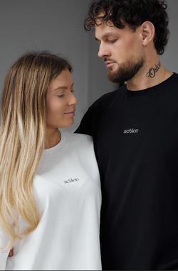 Лонгслив черный из 100% хлопка