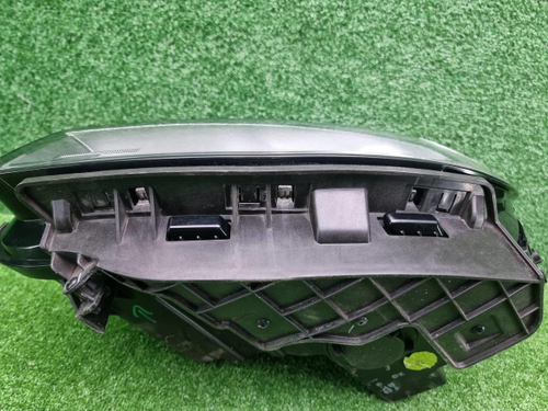 Фара левая Geely Atlas Pro (2021-н.в.) галоген