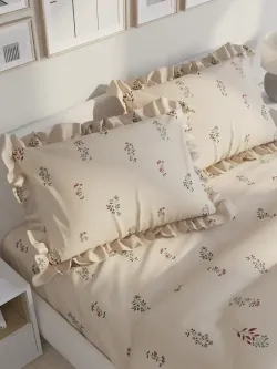 Декоративная наволочка с рюшами, оборками "Гербарий Эко" 40х60 см, 1 шт, без молнии