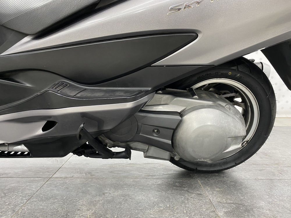 Suzuki Skywave 400 , 2006
