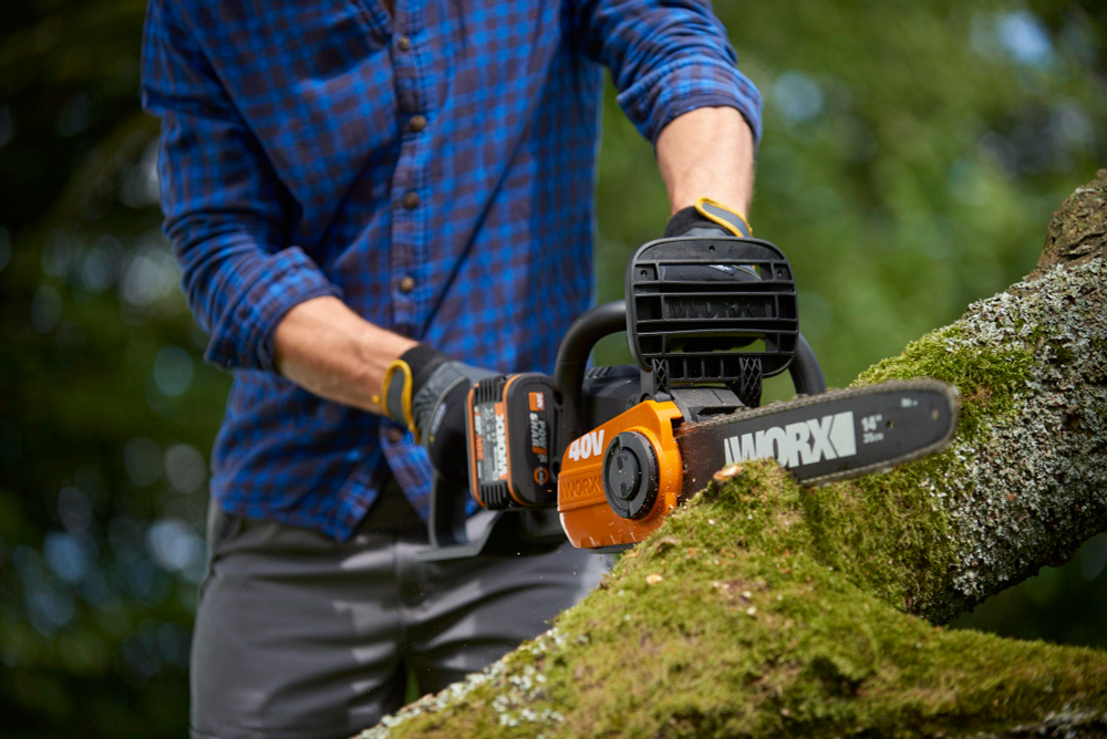 Цепная пила аккумуляторная WORX WG384E.9