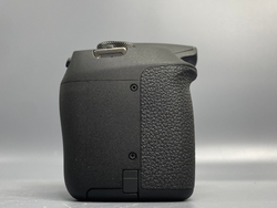 Canon EOS 2000D Kit 18-55mm 3.5-5.6 III