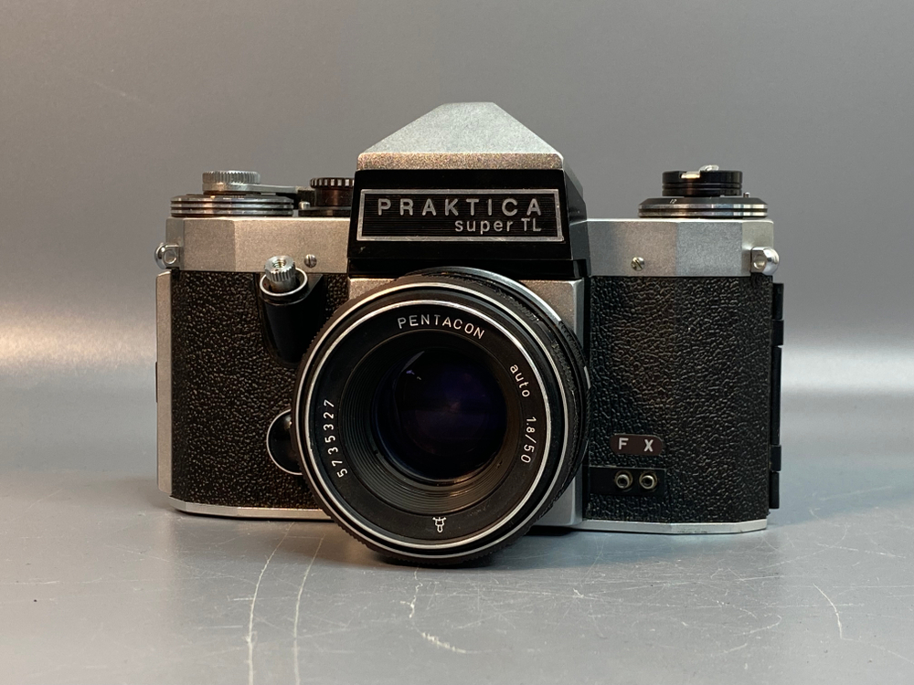 Praktica Super TL + Pentacon 1.8/50 auto