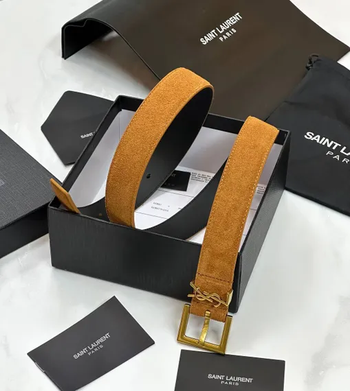 Ремень SAINT LAURENT из замши с пряжкой CASSANDRE
