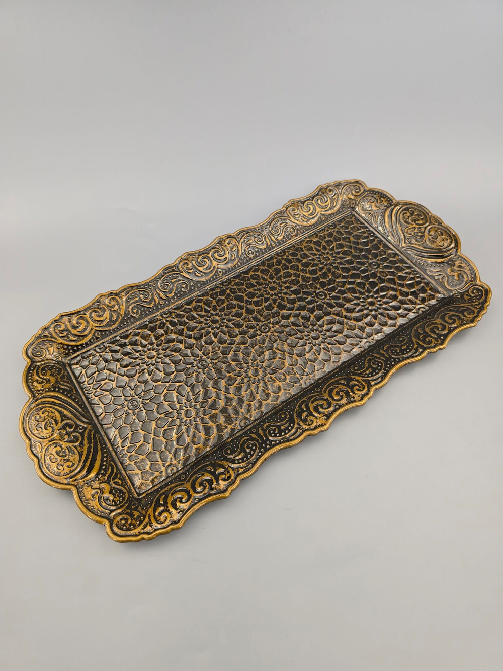 Поднос прямоугольный декоративный 35*18 "Цветок" металлический /ACAR. Турция (серебристый)