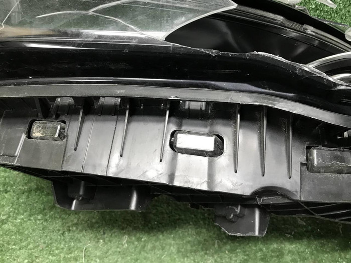 Битая Фара левая Geely Emgrand 2 (2021-н.в.) LED