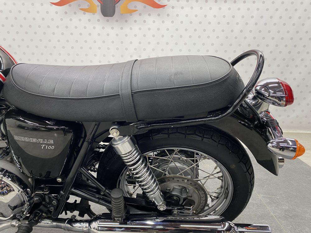Triumph Bonneville T100 2007