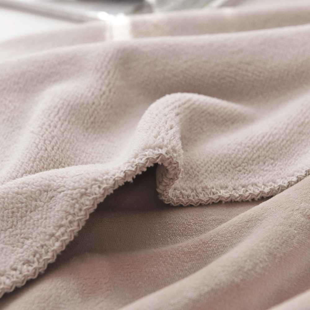 Покрывало 220х240 Sofi De MarkO София Н. бежевое