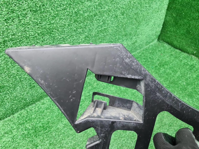 Кронштейн перед. бампера Mercedes S w222 17-20 AMG