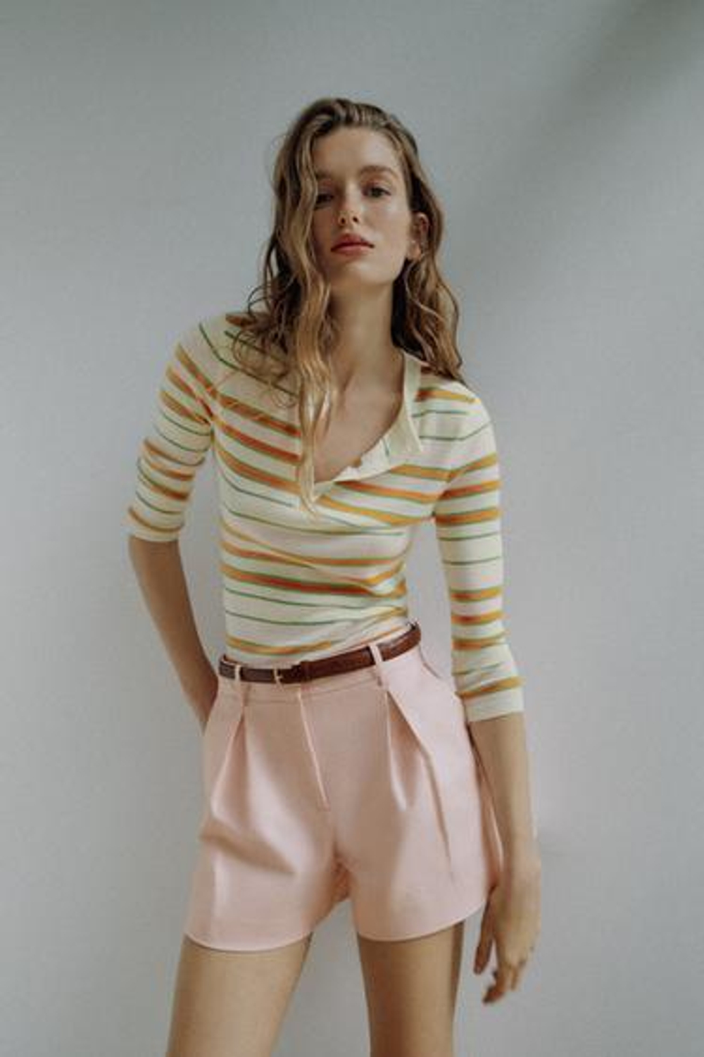 ZARA ШОРТЫ-БЕРМУДЫ С ВЫСОКОЙ ПОСАДКОЙ И РЕМНЕМ, РОЗОВЫЙ