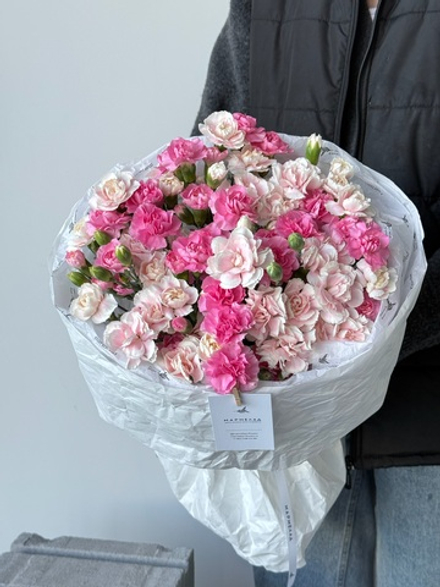 Моно букет из кустовых диантусов в розовом оттенке 21 шт