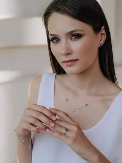 Колье Миражи с фиолетовыми кристаллами-хамелеонами Swarovski
