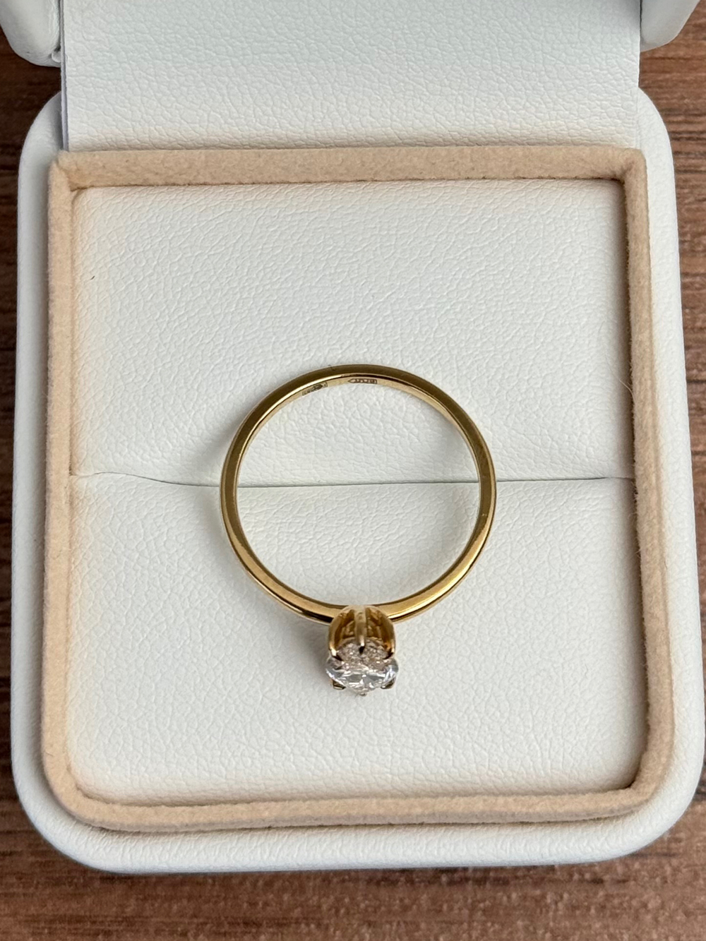 Кольцо с бриллиантом Маркиз 1.0 ct