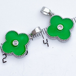 Подвеска Клевер, цвет серебро+зеленый, размер 16*14 мм, цена за 1 шт